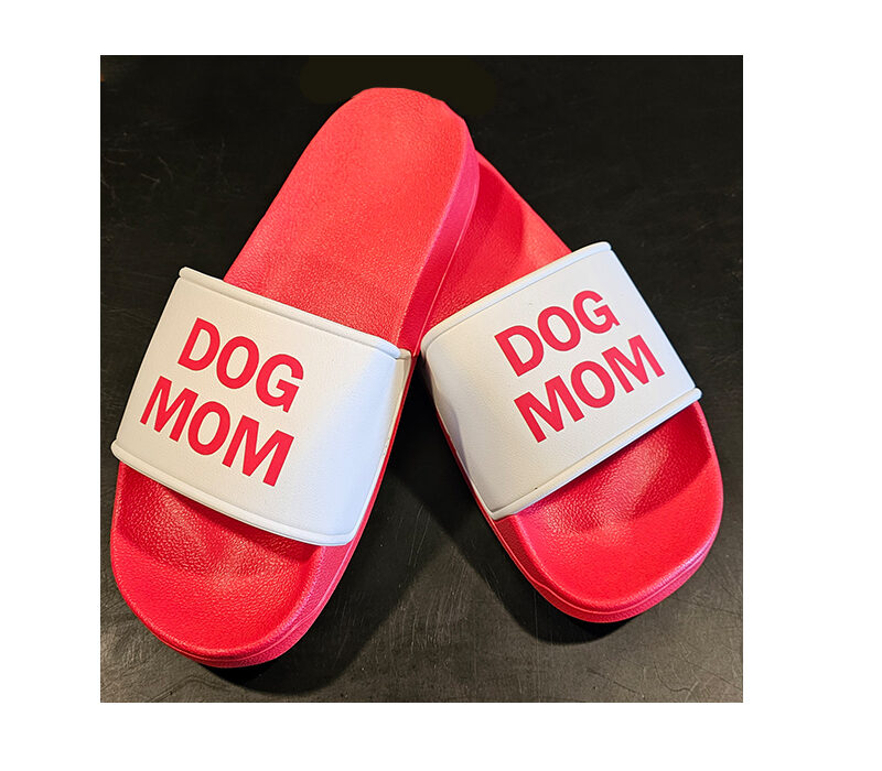 Slippers Dog Mom – rot- 41